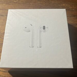Airpods 1st generation with everything in the box